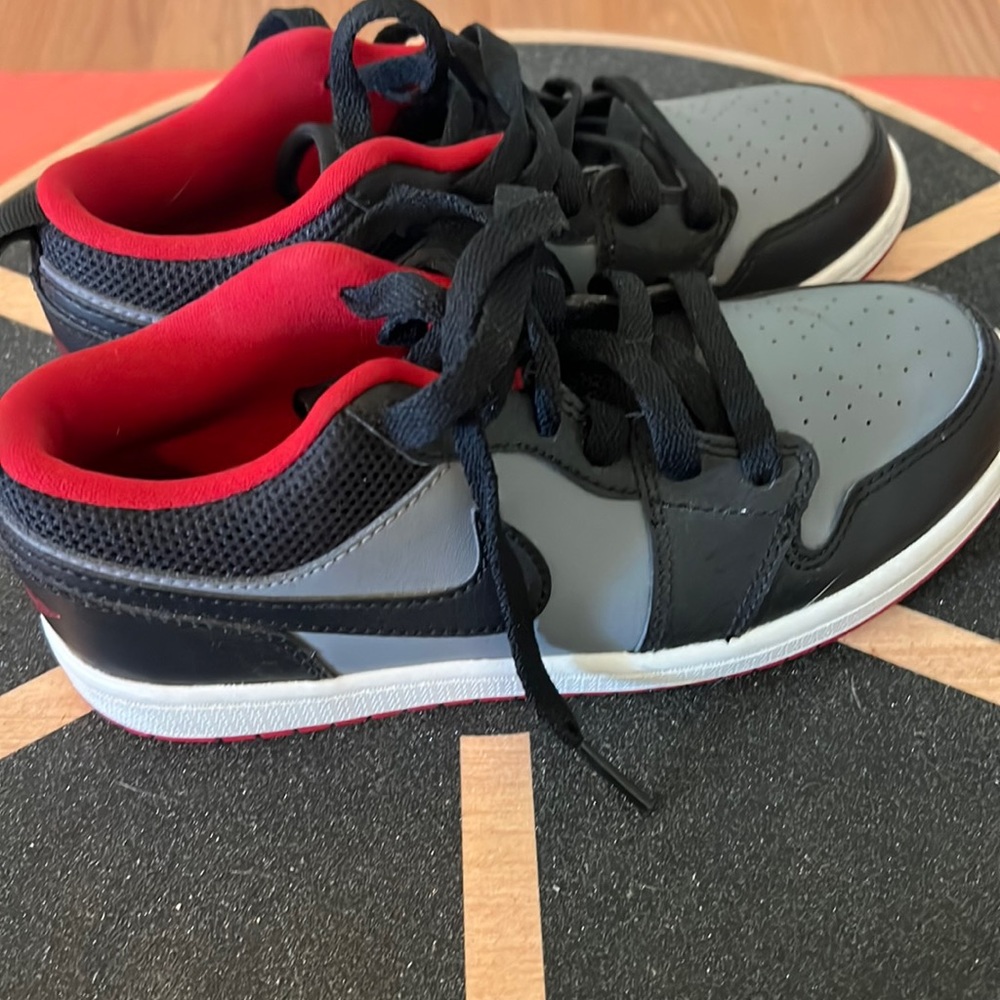 Kids Air Jordans 1.5 (Boys)🏀🏀🏀